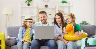 R�server vos vacances de derni�re minute en famille au camping La Baume La Palmeraie � Fr�jus.